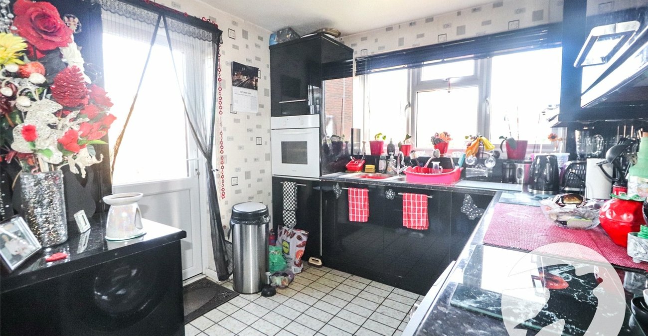 3 bedroom house for sale in Erith | Robinson Jackson