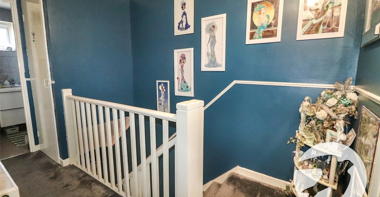 3 bedroom house for sale in Erith | Robinson Jackson