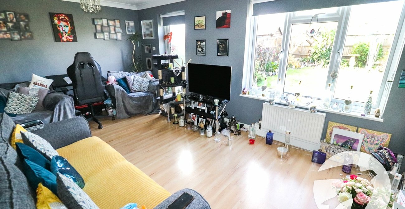 3 bedroom house for sale in Erith | Robinson Jackson