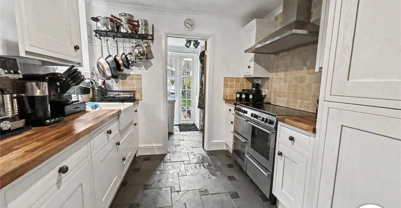 4 bedroom house for sale in Sidcup | Robinson Jackson