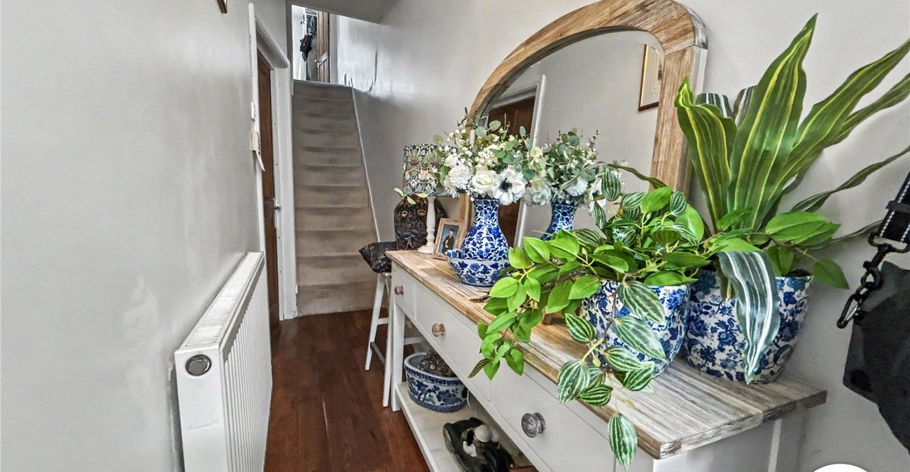 4 bedroom house for sale in Sidcup | Robinson Jackson
