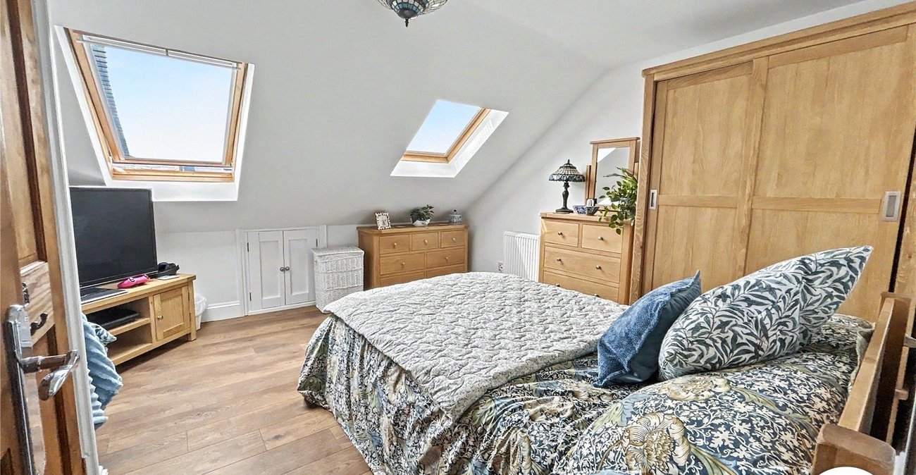 4 bedroom house for sale in Sidcup | Robinson Jackson