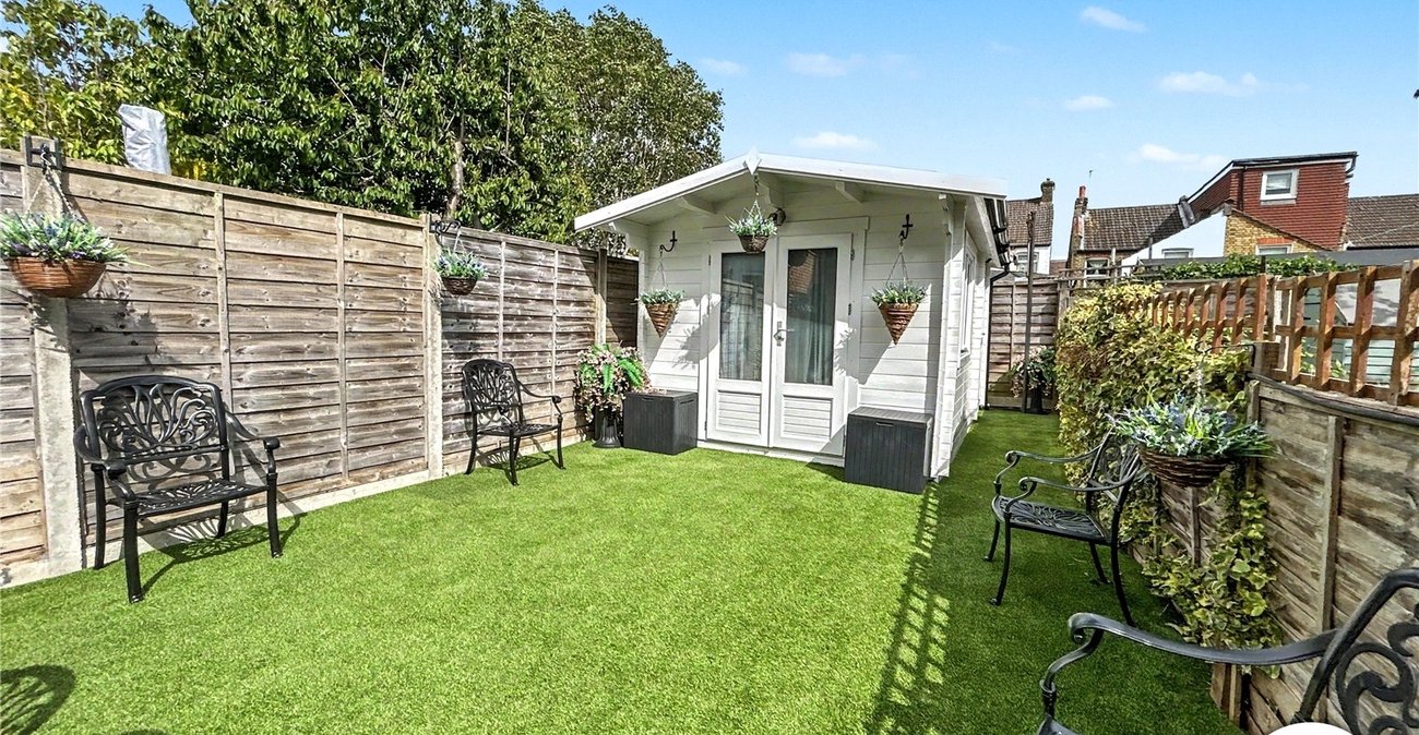 4 bedroom house for sale in Sidcup | Robinson Jackson
