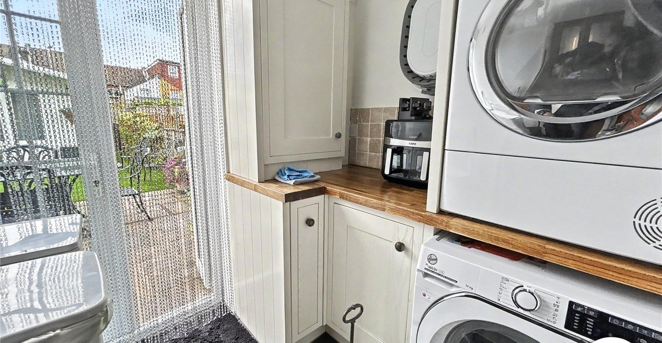 4 bedroom house for sale in Sidcup | Robinson Jackson