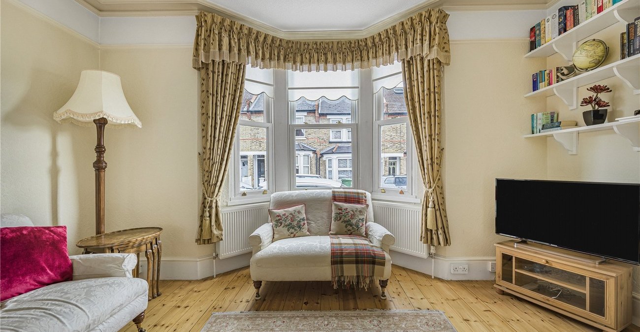 3 bedroom house for sale in Sidcup | Robinson Jackson