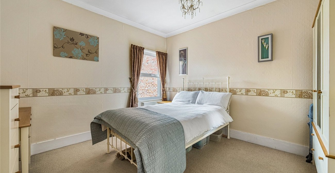 3 bedroom house for sale in Sidcup | Robinson Jackson