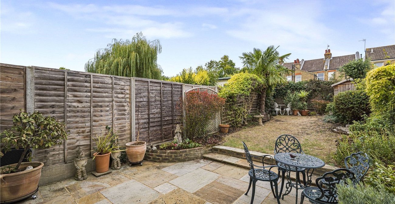 3 bedroom house for sale in Sidcup | Robinson Jackson