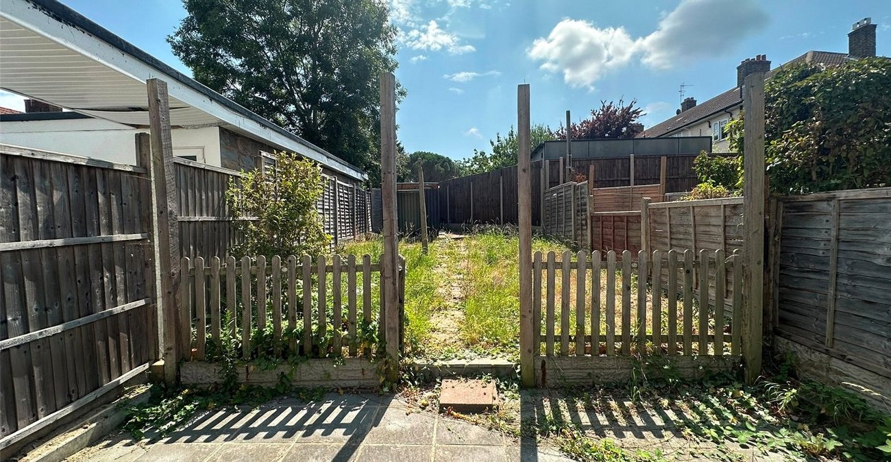 2 bedroom house for sale in Downham | Robinson Jackson