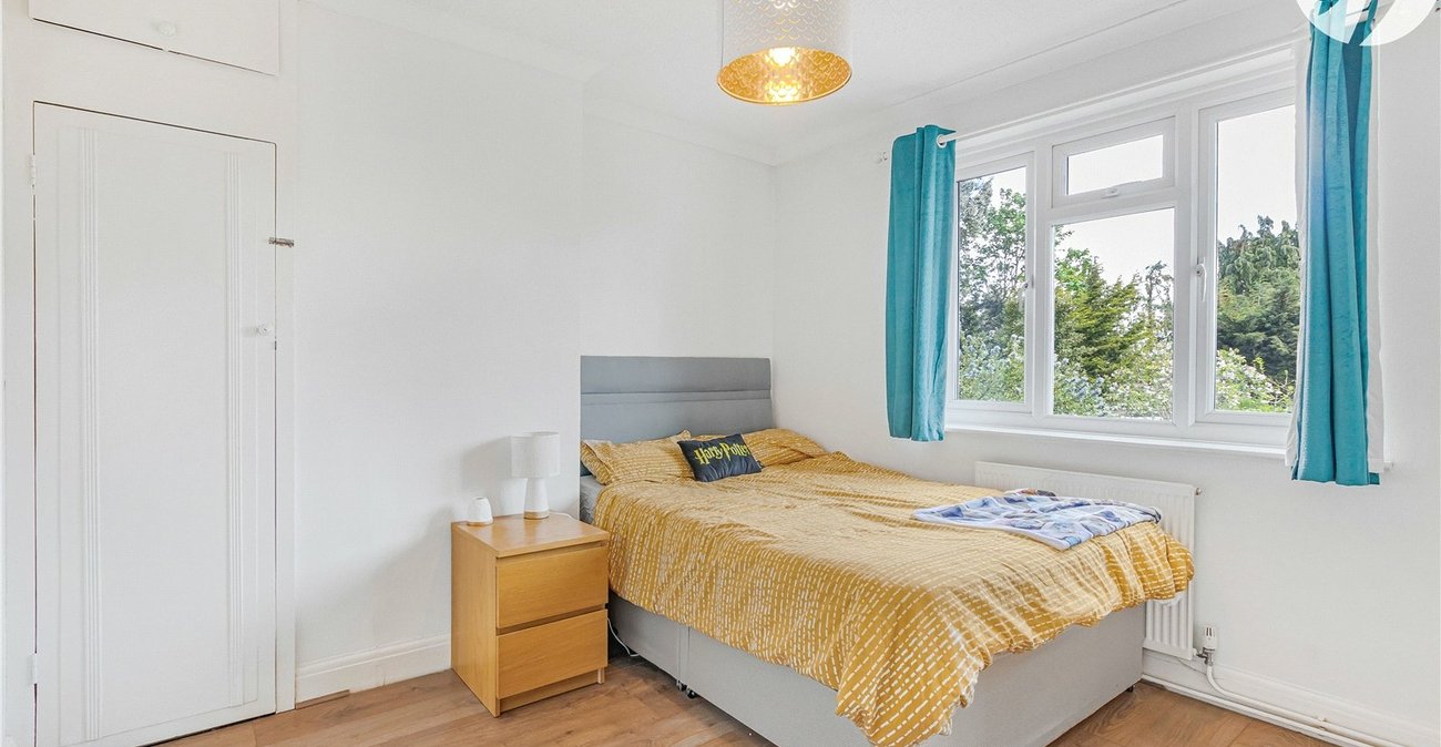 4 bedroom house for sale in Dartford | Robinson Jackson