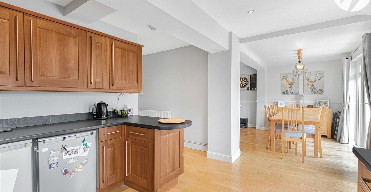 4 bedroom house for sale in Dartford | Robinson Jackson