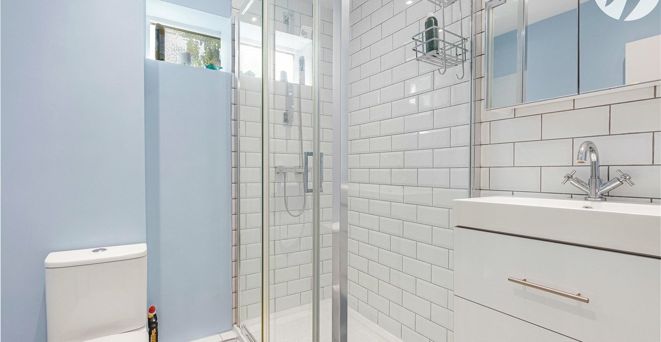 4 bedroom house for sale in Dartford | Robinson Jackson