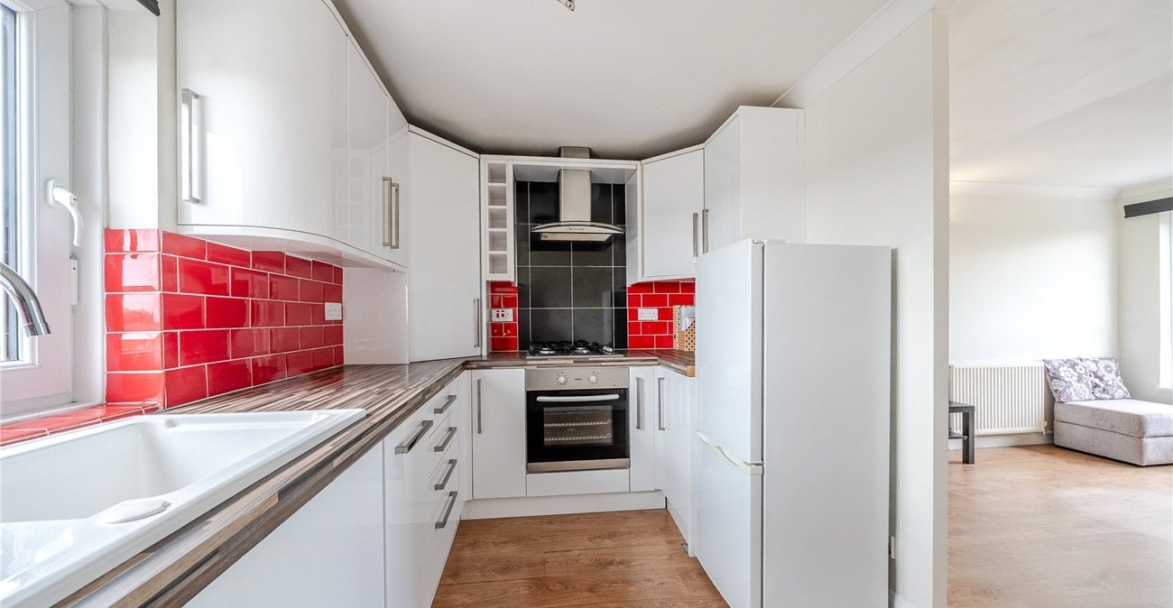 1 bedroom property for sale in West Norwood | Robinson Jackson