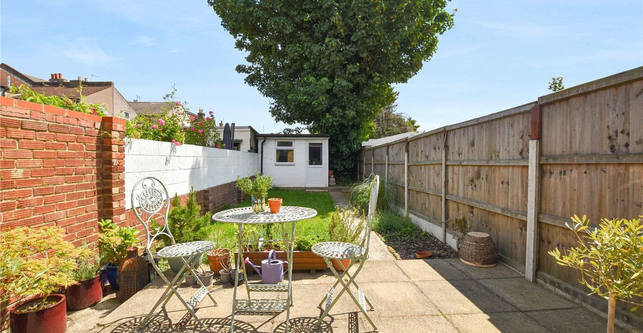4 bedroom house for sale in Bexleyheath | Robinson Jackson
