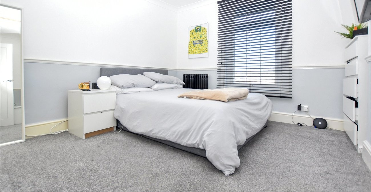 2 bedroom house for sale in Bexleyheath | Robinson Jackson
