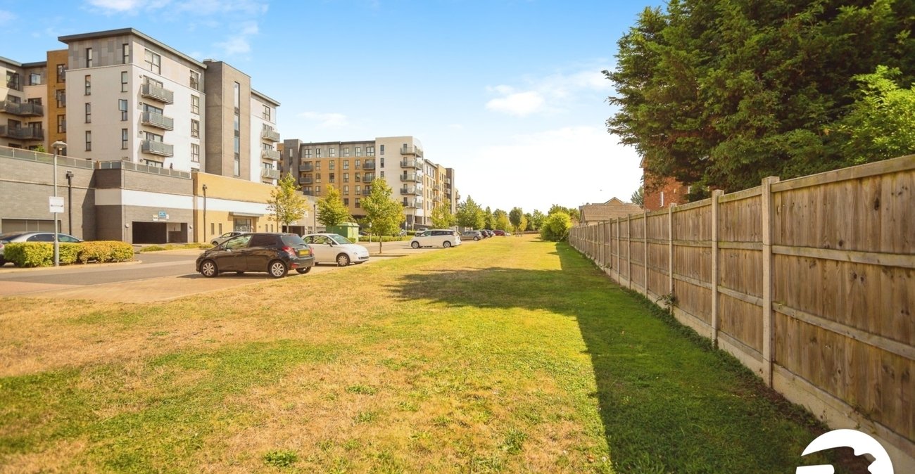 1 bedroom property for sale in Belvedere | Robinson Jackson