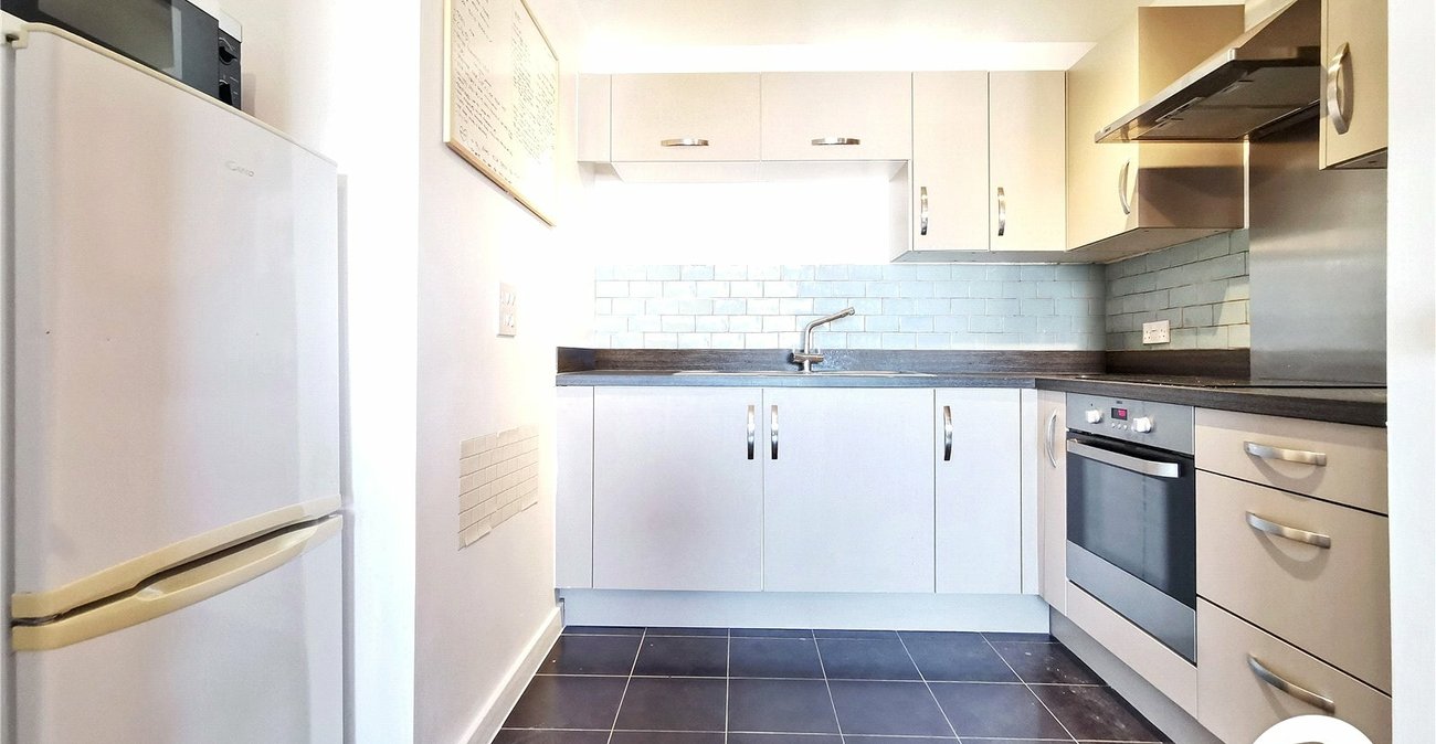 1 bedroom property for sale in Belvedere | Robinson Jackson