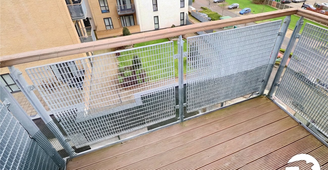 2 bedroom property for sale in Belvedere | Robinson Jackson