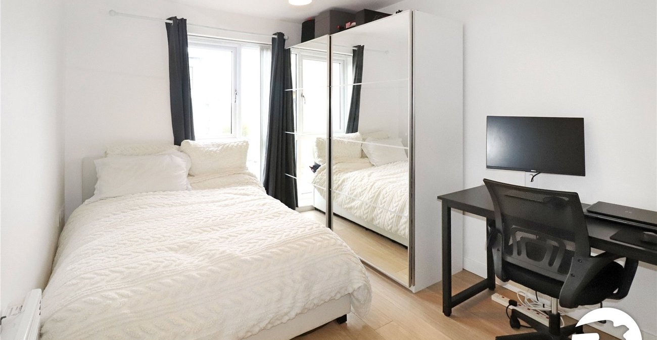 2 bedroom property for sale in Belvedere | Robinson Jackson