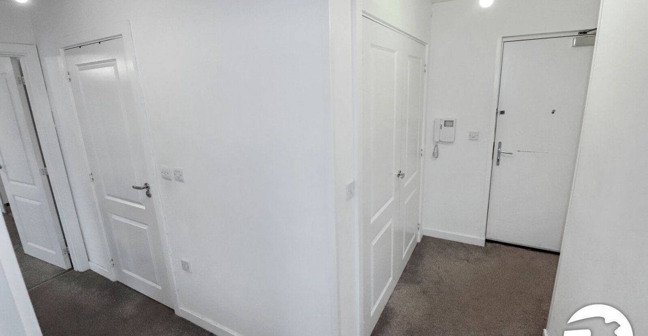 2 bedroom property for sale in Belvedere | Robinson Jackson