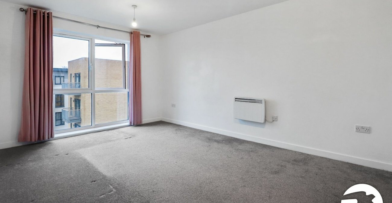 2 bedroom property for sale in Belvedere | Robinson Jackson