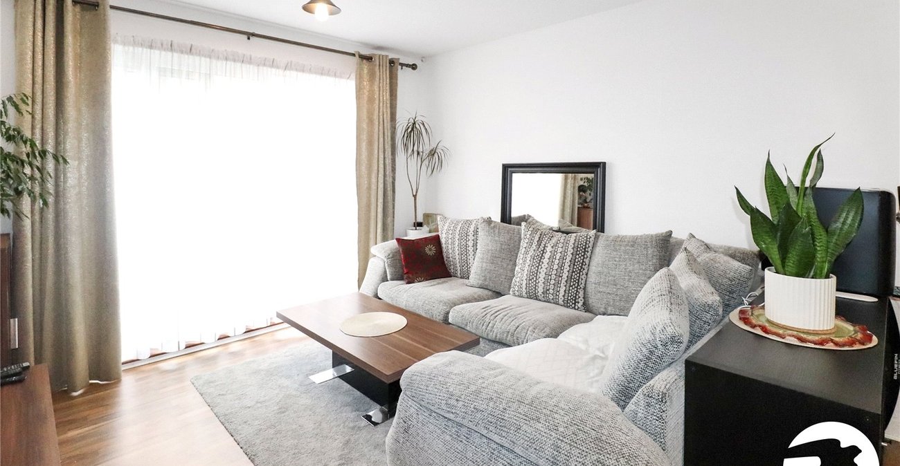 2 bedroom property for sale in Belvedere | Robinson Jackson