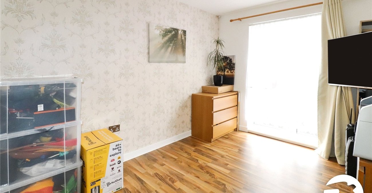 2 bedroom property for sale in Belvedere | Robinson Jackson