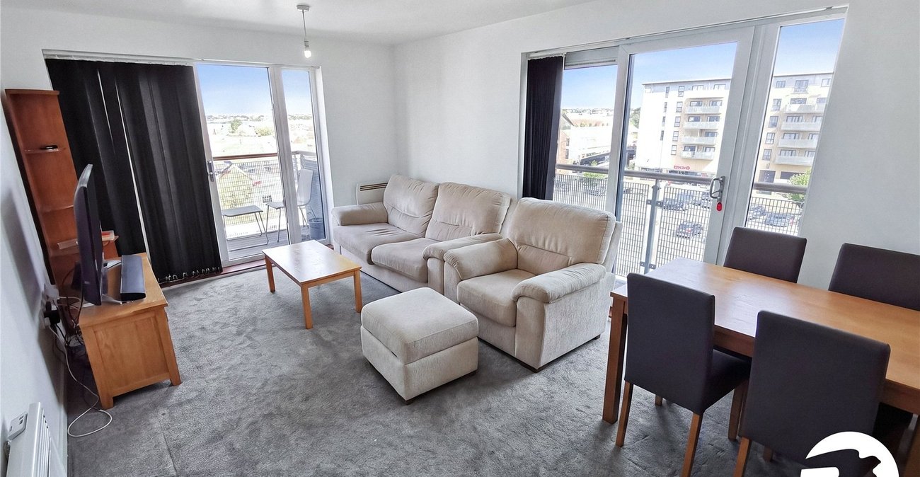 2 bedroom property for sale in Belvedere | Robinson Jackson
