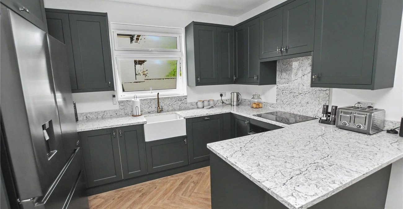 2 bedroom bungalow for sale in Bexleyheath | Robinson Jackson