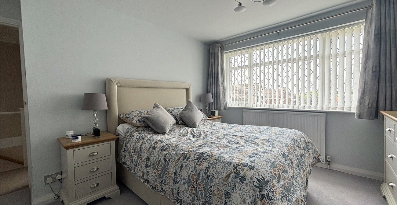 3 bedroom house for sale in Walderslade | Robinson Michael & Jackson