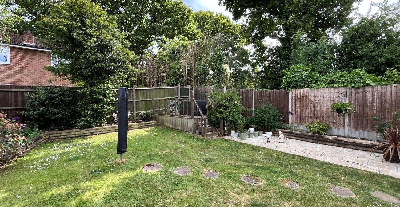 3 bedroom house for sale in Walderslade | Robinson Michael & Jackson