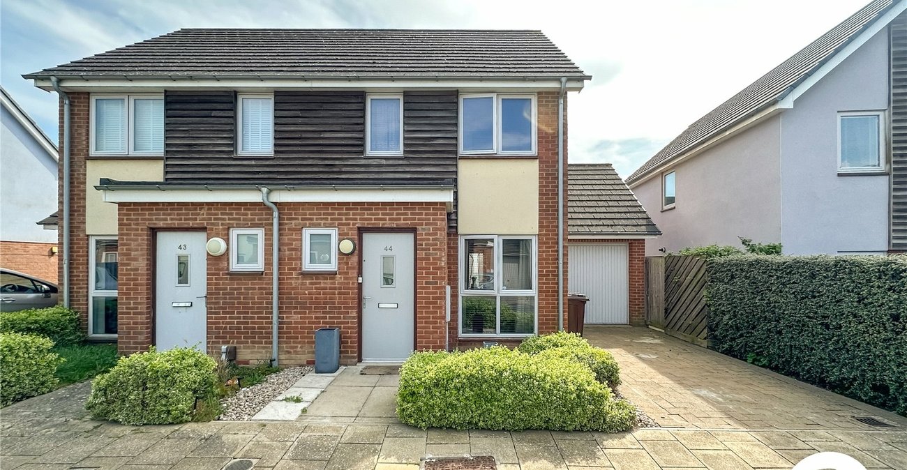 2 bedroom house for sale in St. Marys Island | Robinson Michael & Jackson