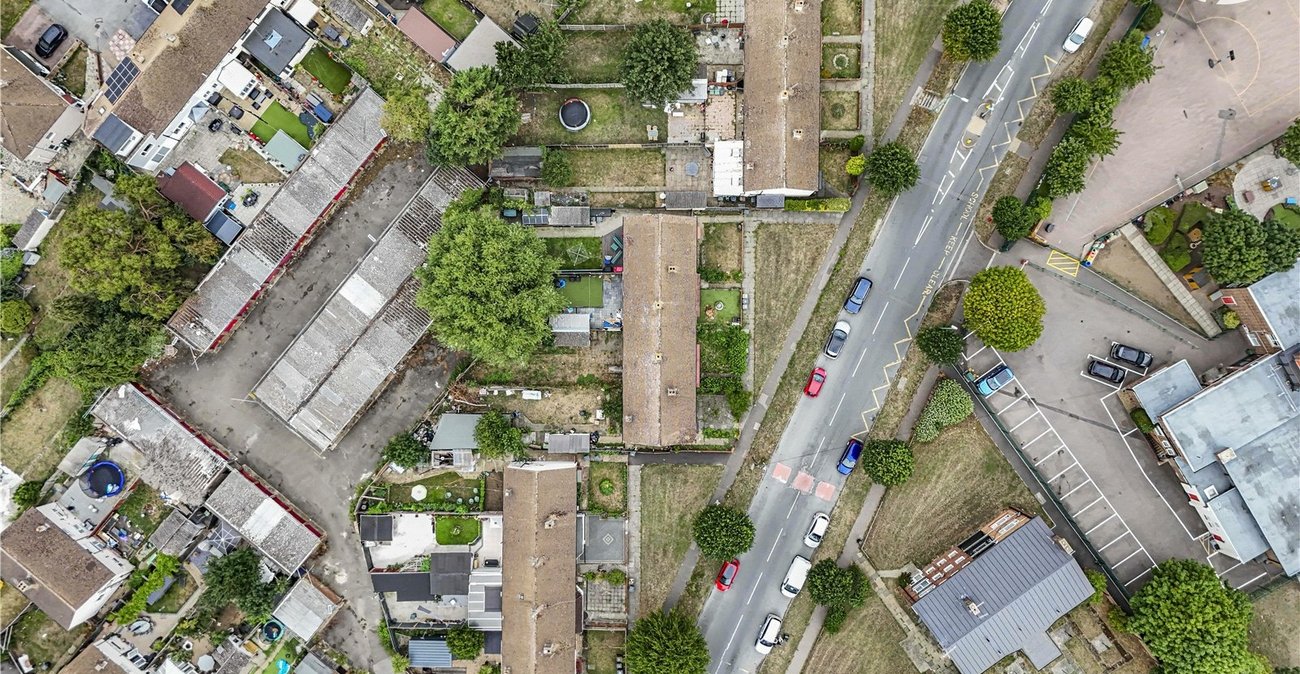 4 bedroom house for sale in Dartford | Robinson Jackson