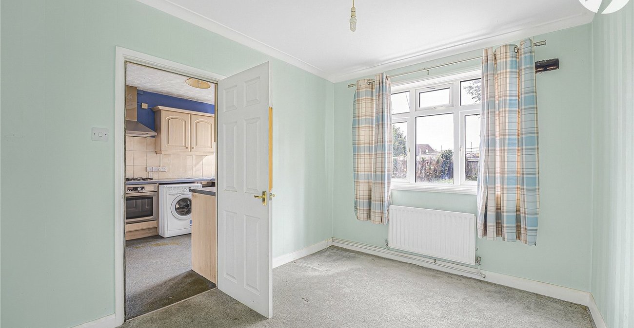 4 bedroom house for sale in Dartford | Robinson Jackson