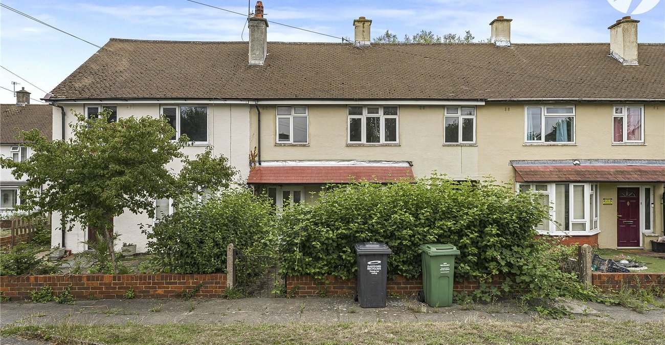 4 bedroom house for sale in Dartford | Robinson Jackson