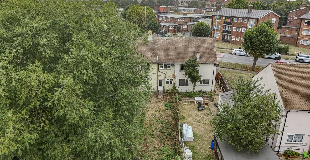 4 bedroom house for sale in Dartford | Robinson Jackson