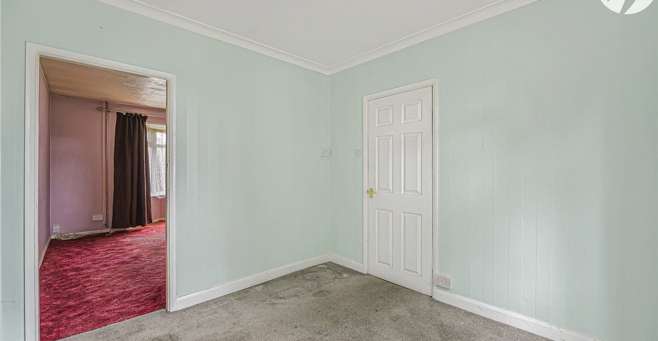 4 bedroom house for sale in Dartford | Robinson Jackson