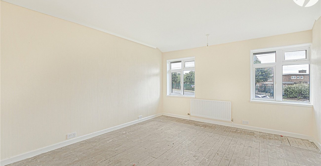 4 bedroom house for sale in Dartford | Robinson Jackson