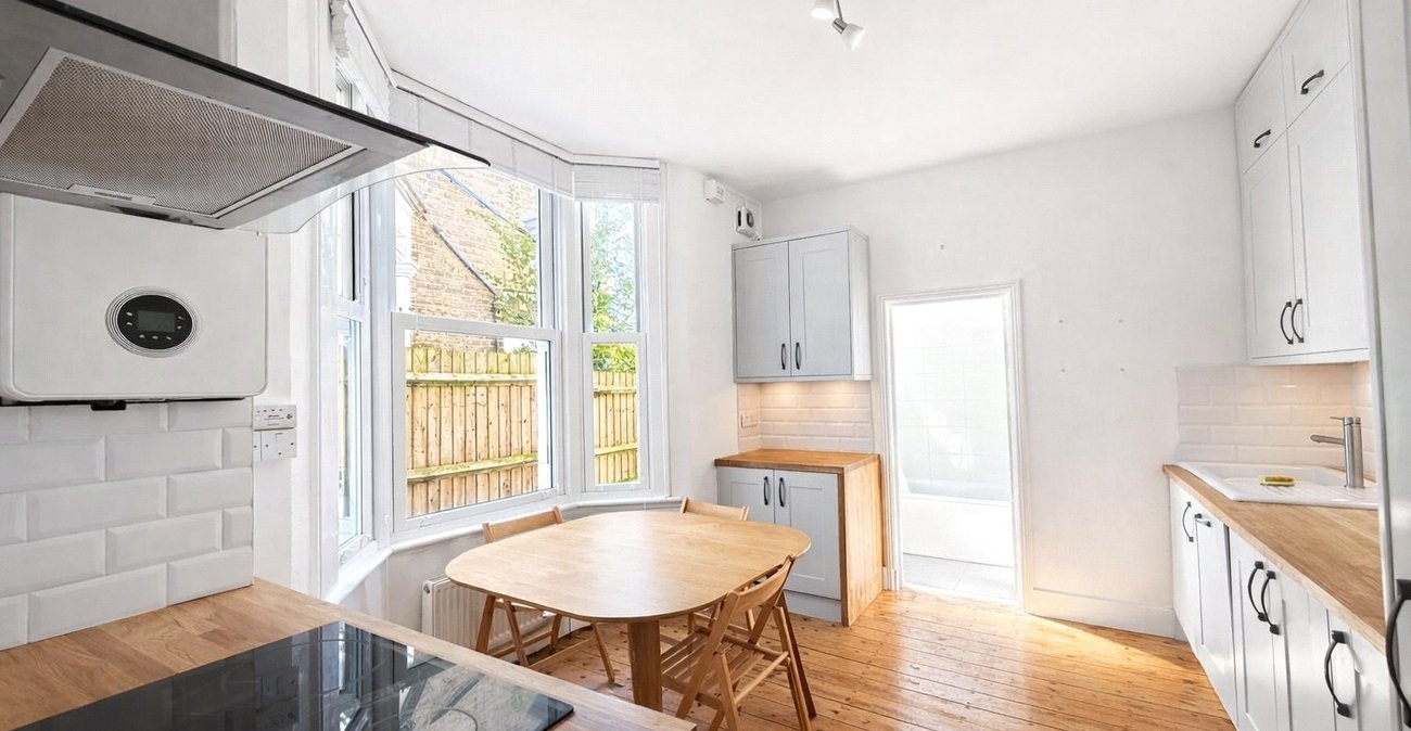 1 bedroom property for sale in London | Robinson Jackson