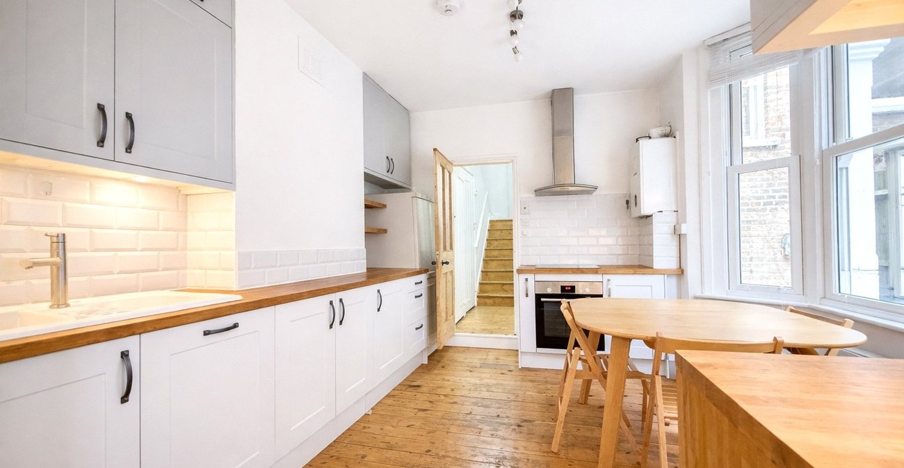 1 bedroom property for sale in London | Robinson Jackson
