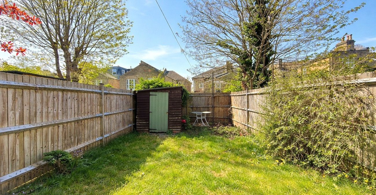 1 bedroom property for sale in London | Robinson Jackson