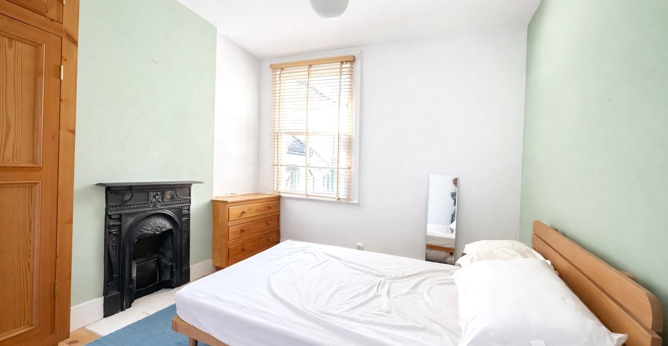 1 bedroom property for sale in London | Robinson Jackson
