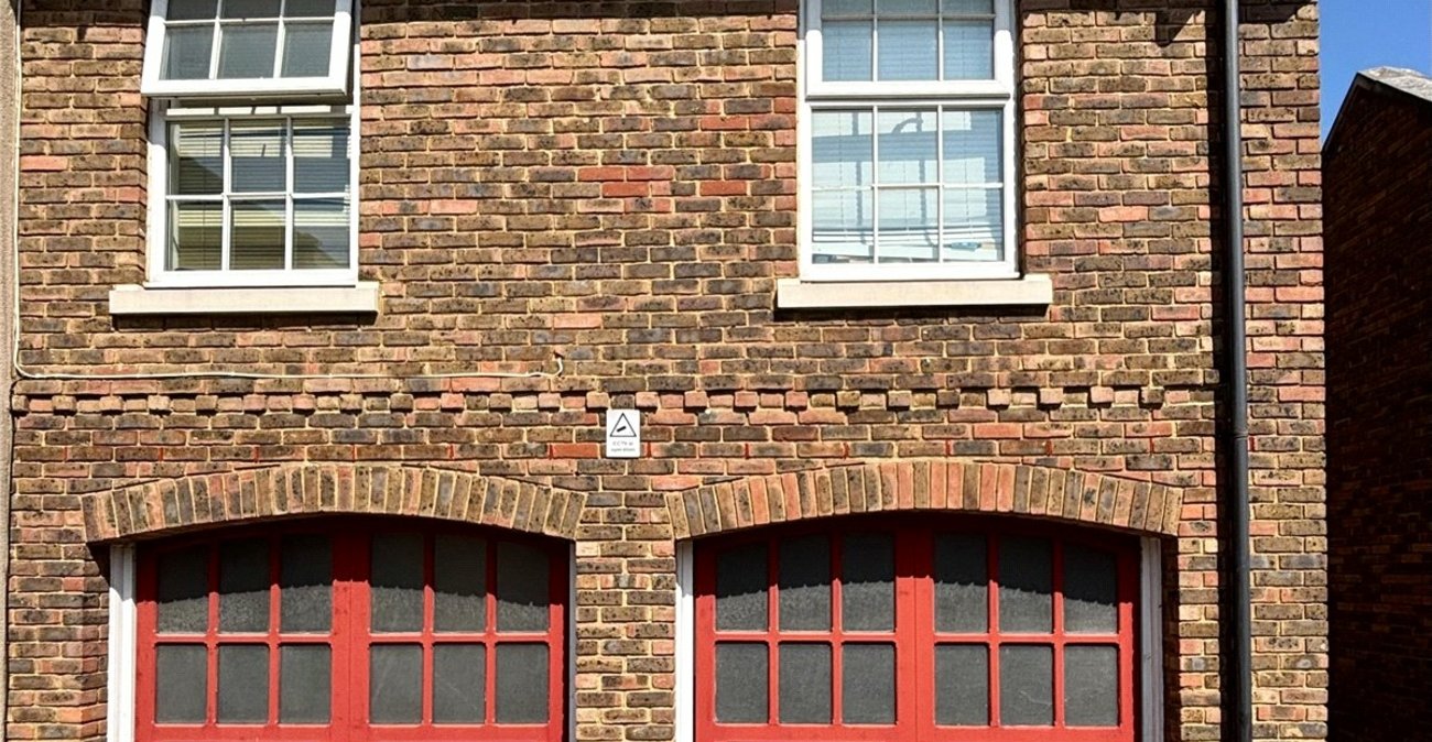 4 bedroom house for sale in Greenhithe | Robinson Jackson