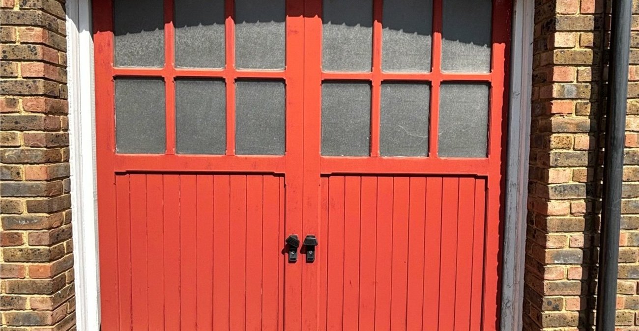 4 bedroom house for sale in Greenhithe | Robinson Jackson