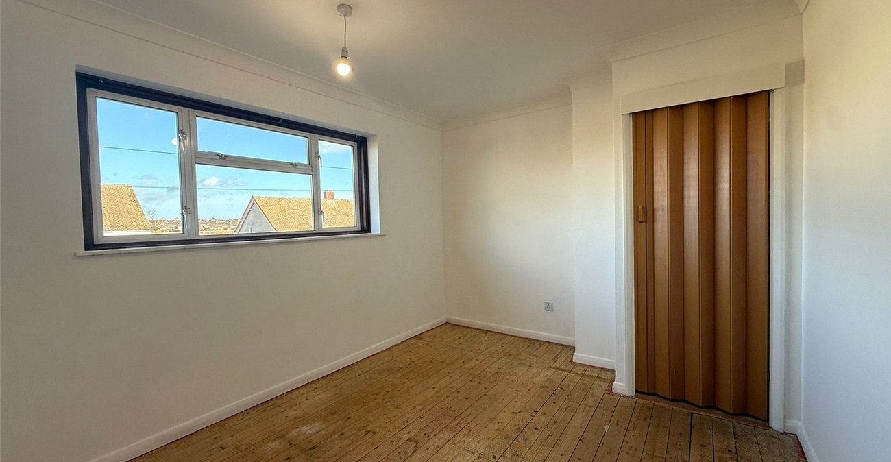 2 bedroom house for sale in Gravesend | Robinson Michael & Jackson