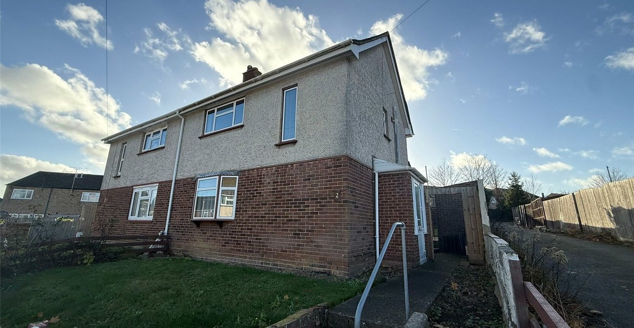 2 bedroom house for sale in Gravesend | Robinson Michael & Jackson