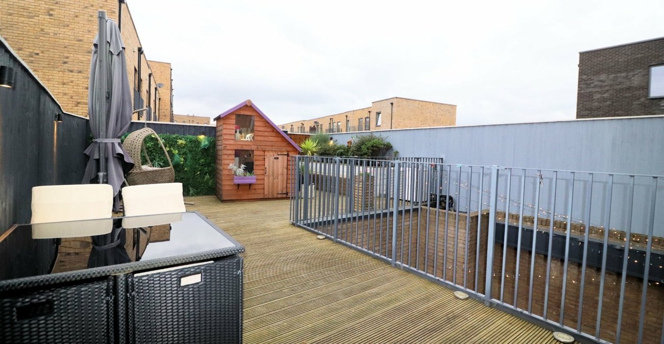 2 bedroom property for sale in Erith | Robinson Jackson