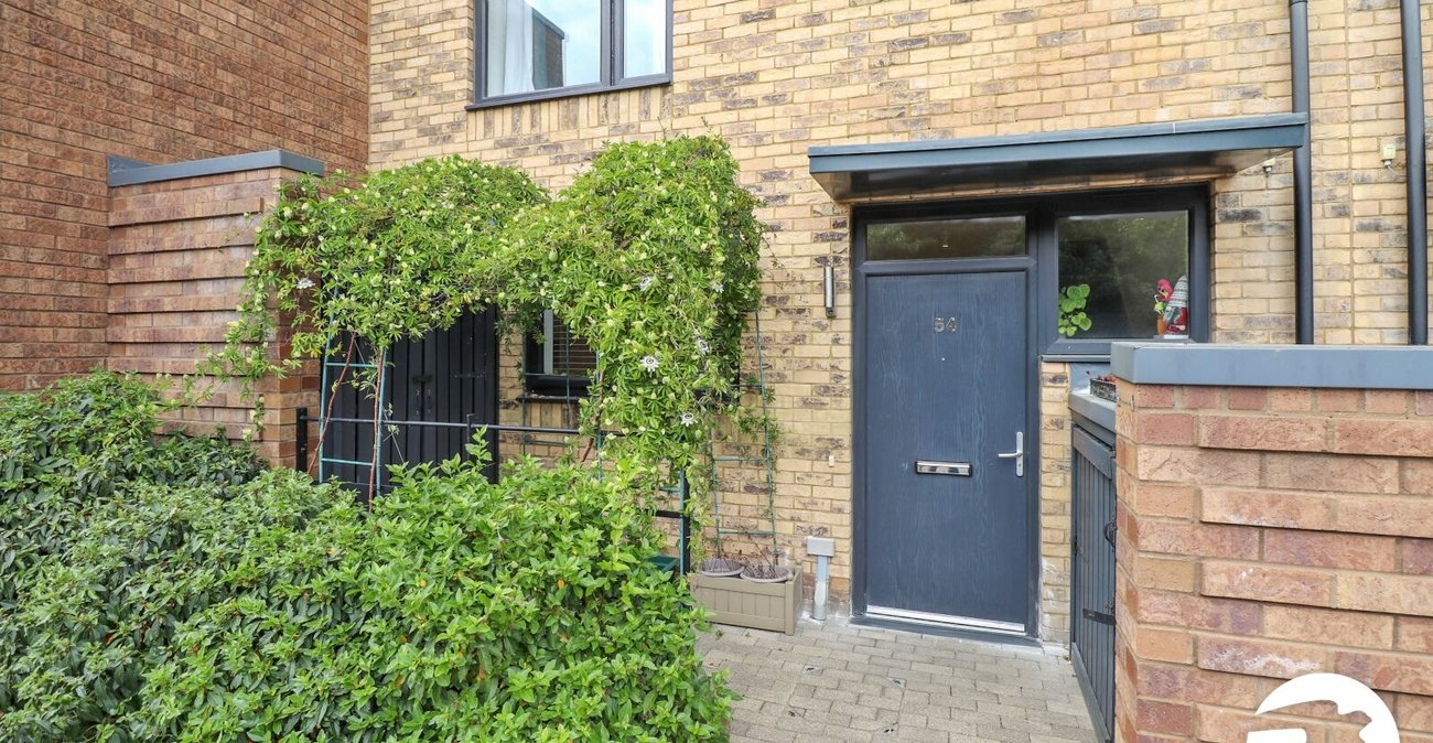 4 bedroom house for sale in Erith | Robinson Jackson