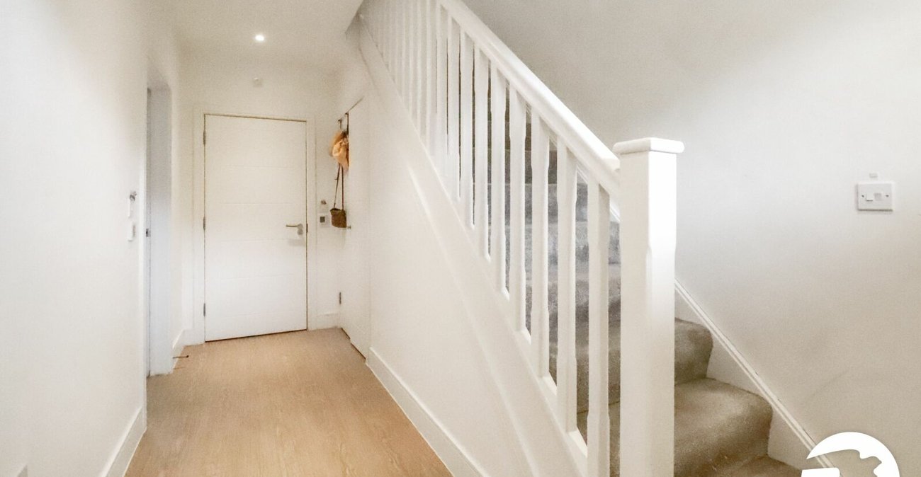 4 bedroom house for sale in Erith | Robinson Jackson