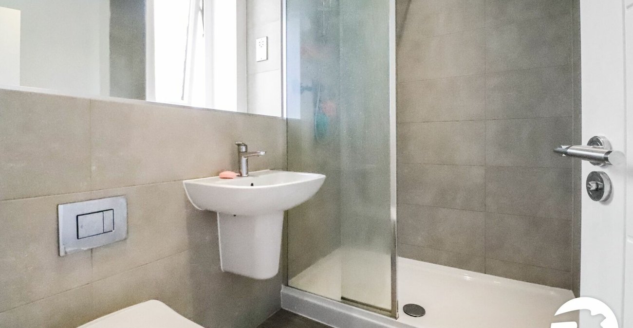 4 bedroom house for sale in Erith | Robinson Jackson