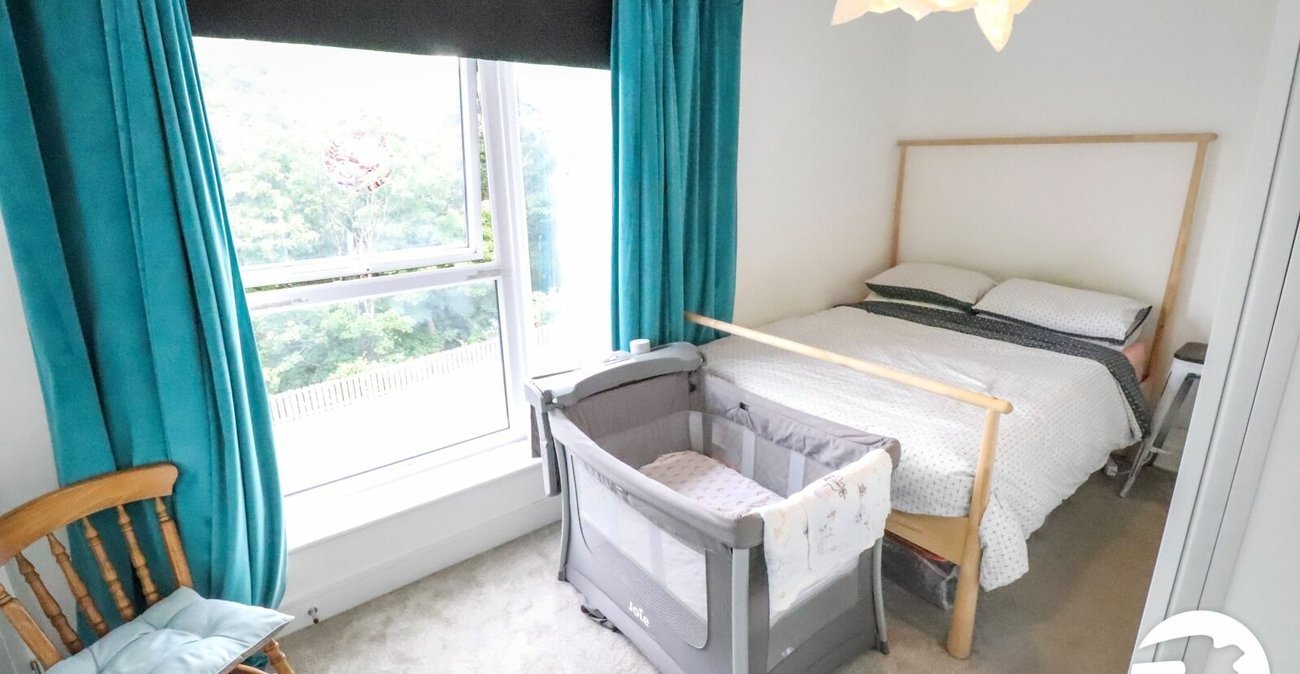 4 bedroom house for sale in Erith | Robinson Jackson